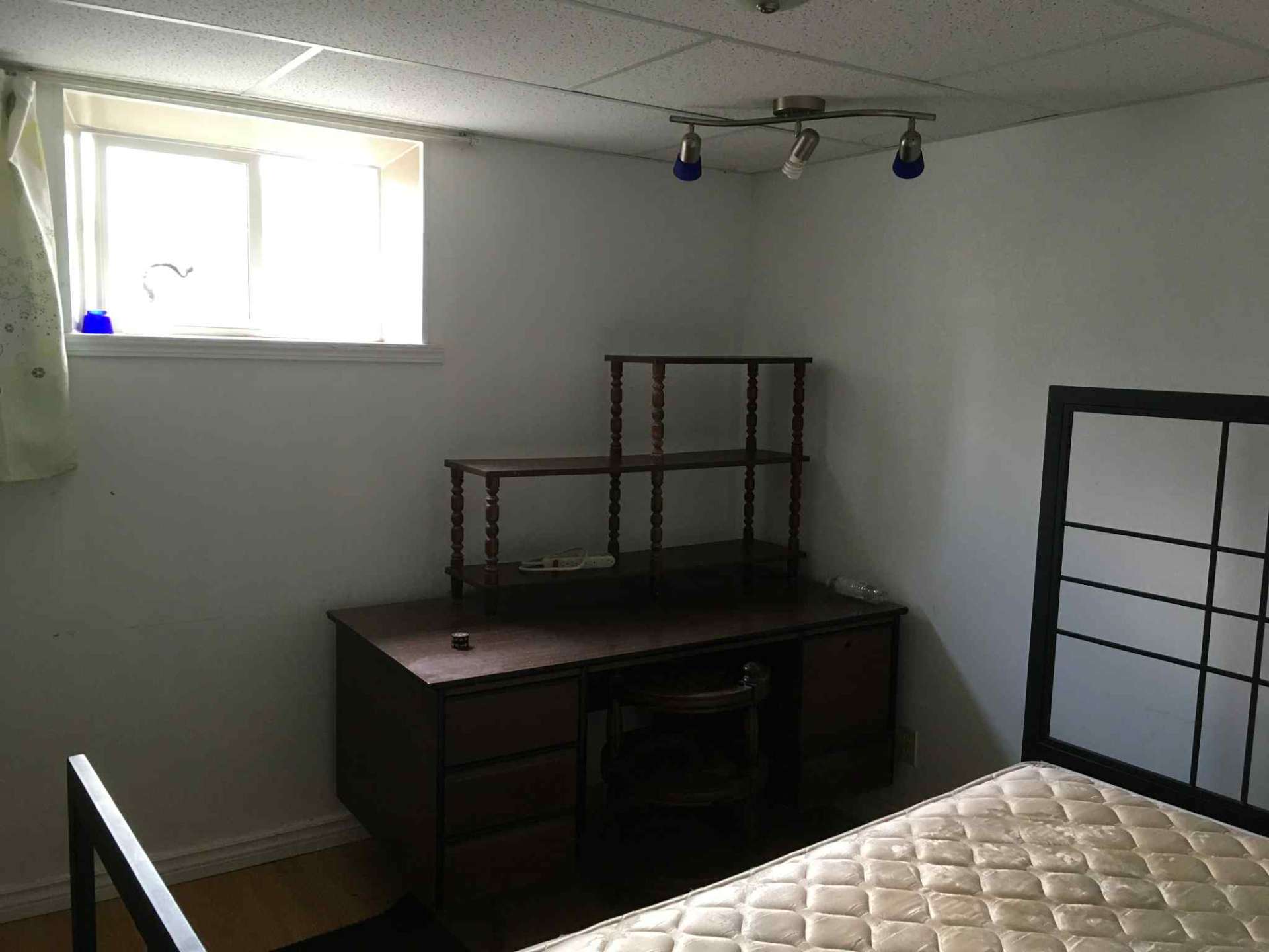 八街super store 后面地下室房间出租 - 2