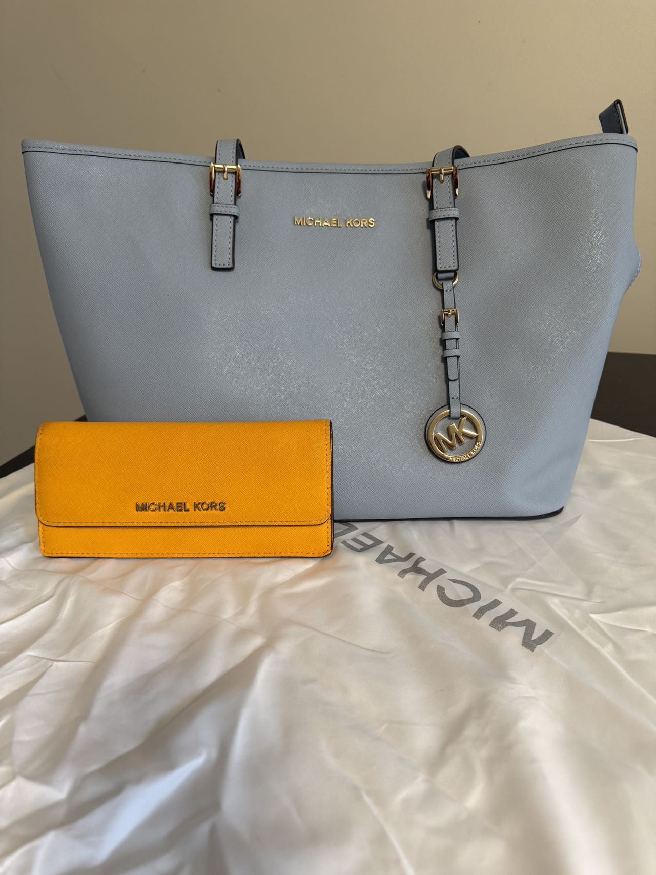 MK大号单肩包和长款钱包