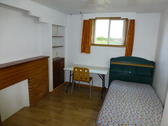 靠近UC大学地铁站，单身房间出租 - 4