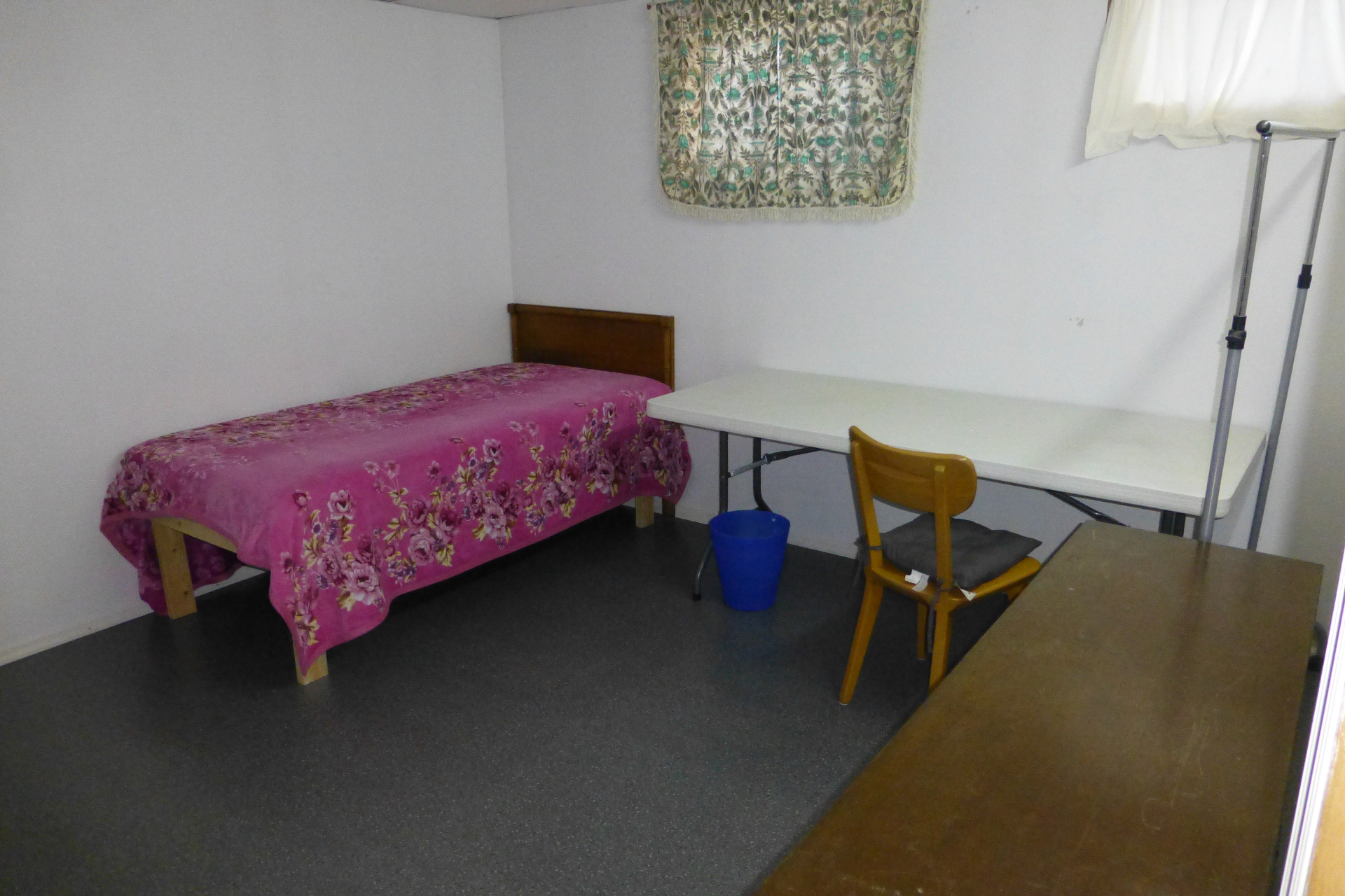 靠近UC大学地铁站，单身房间出租 - 3