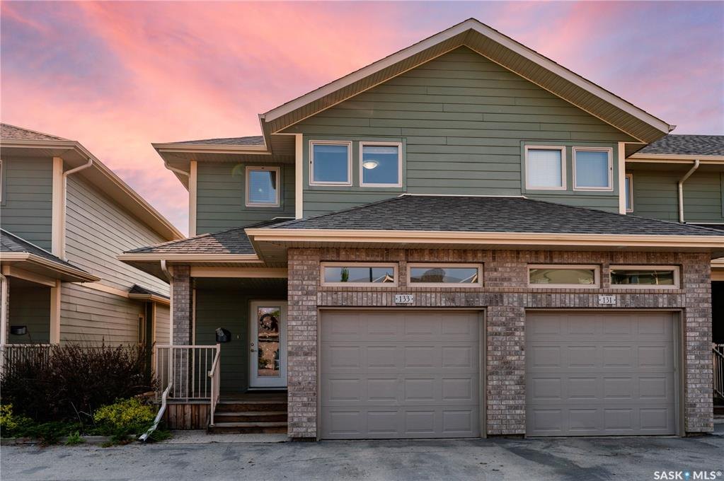 Willowgrove社区联排出售（前样板房），115 Shepherd Crescent #133，——林与唐地产（Will Li）