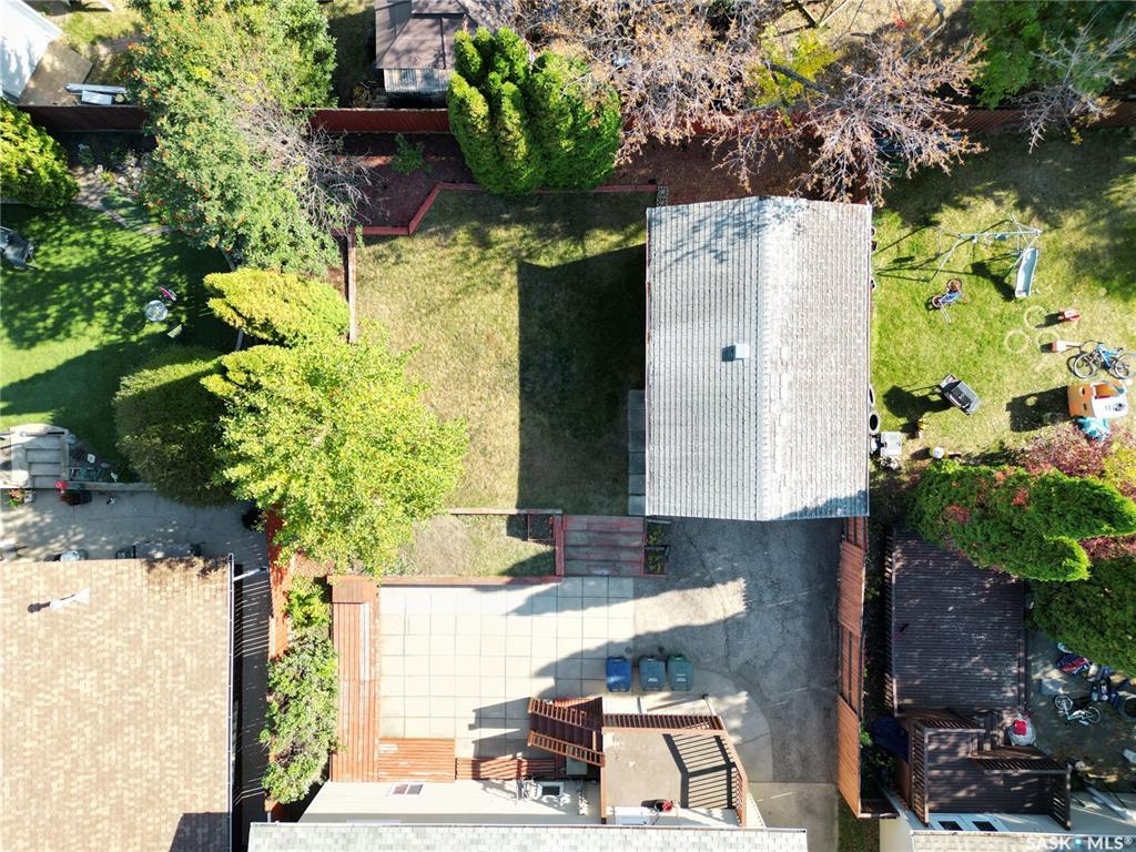 近8街翻新独栋出售！1215 Acadia Drive——林与唐地产 - 9