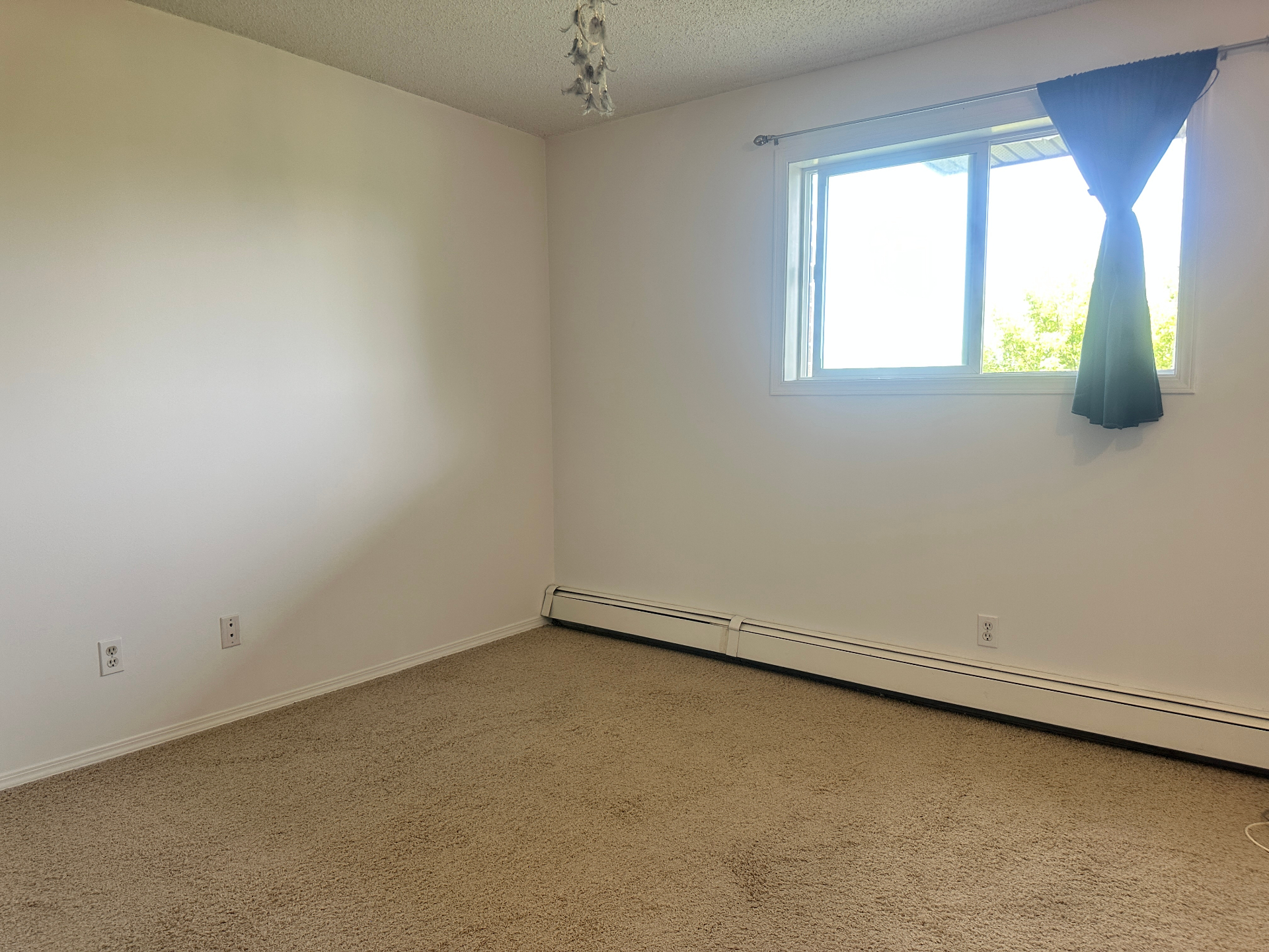 411 Tait Court #304｜望湖景观一房公寓出售！——林与唐地产 - 9