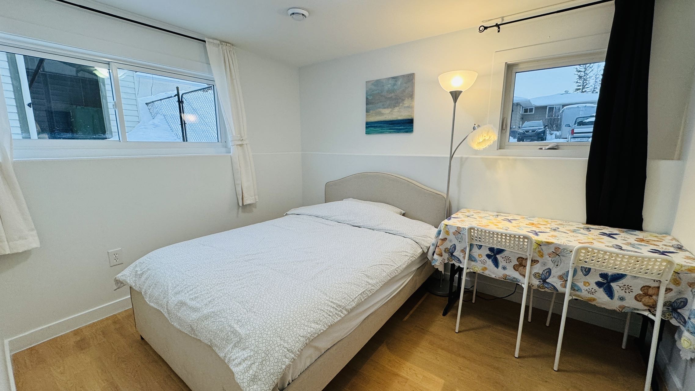 近萨大单间拎包入住1-3个月中长租