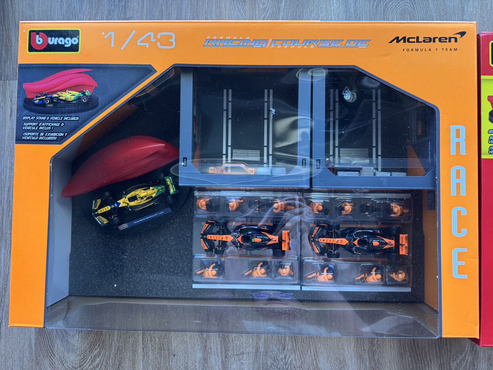 Burago 1/43 模型