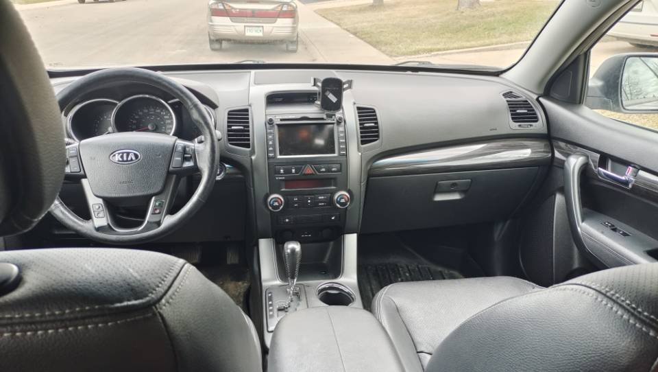 个人用车转让 2012年 索兰托四驱 SUV