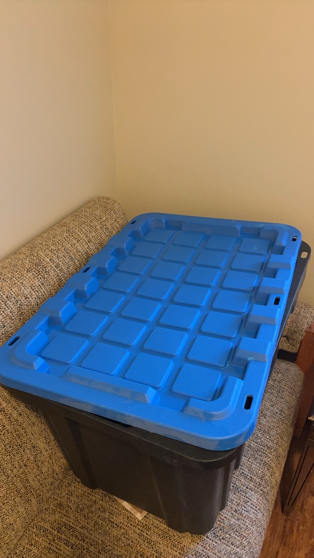 102升大号储物箱
