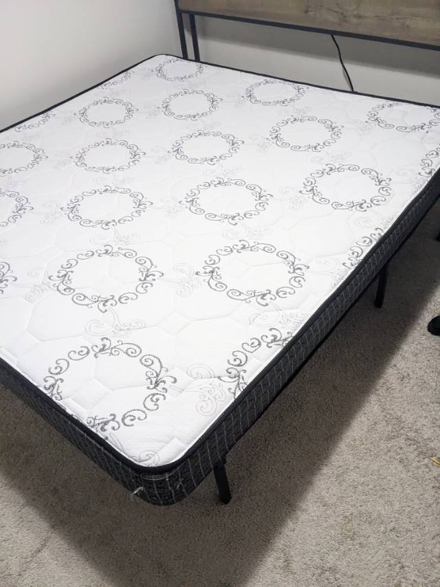 【低价转让】自用极新 King Size 优质硬床 - 4