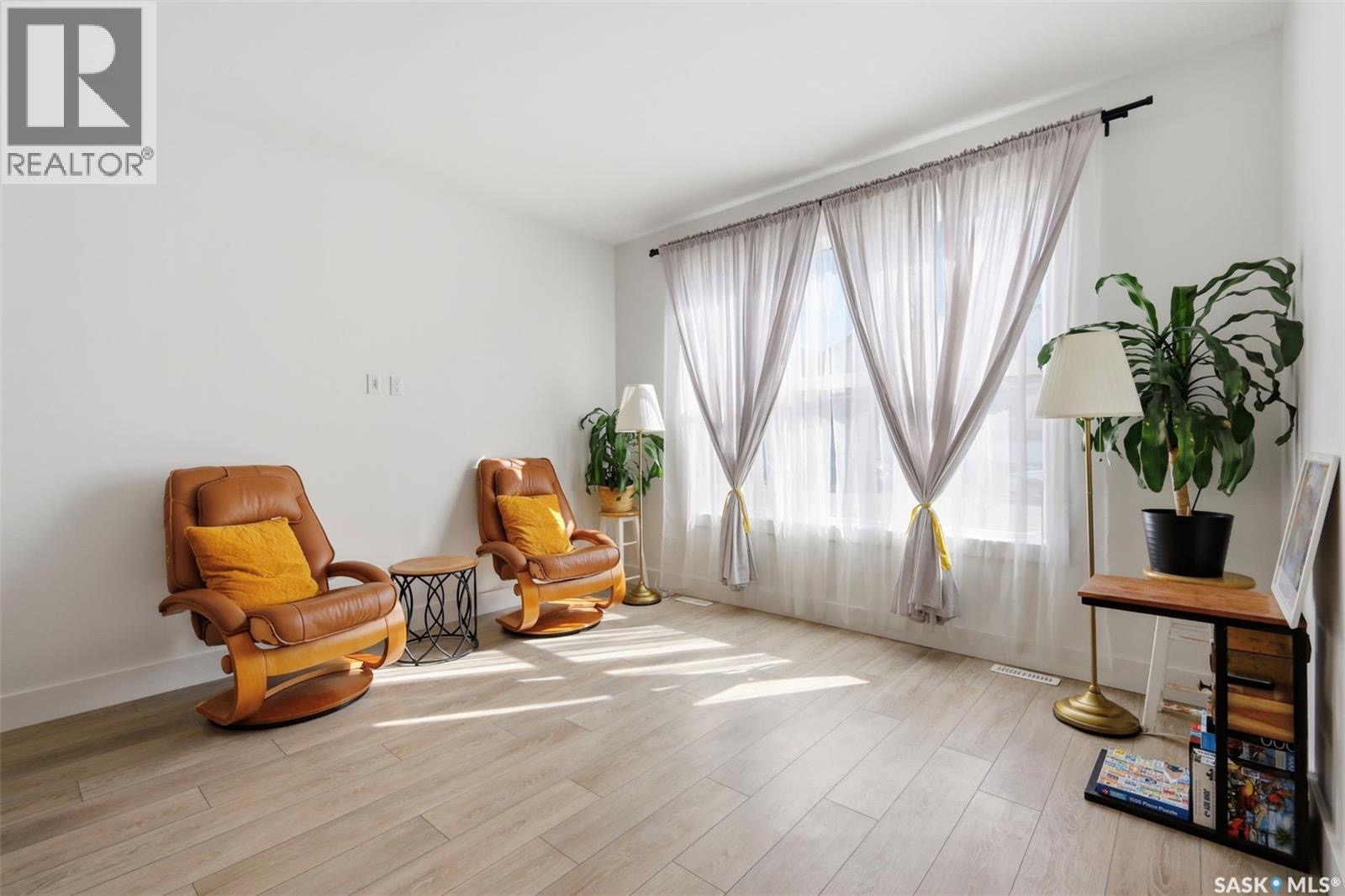 🏡 165 Rosewood Blvd E 精致联排别墅 约14 - 6