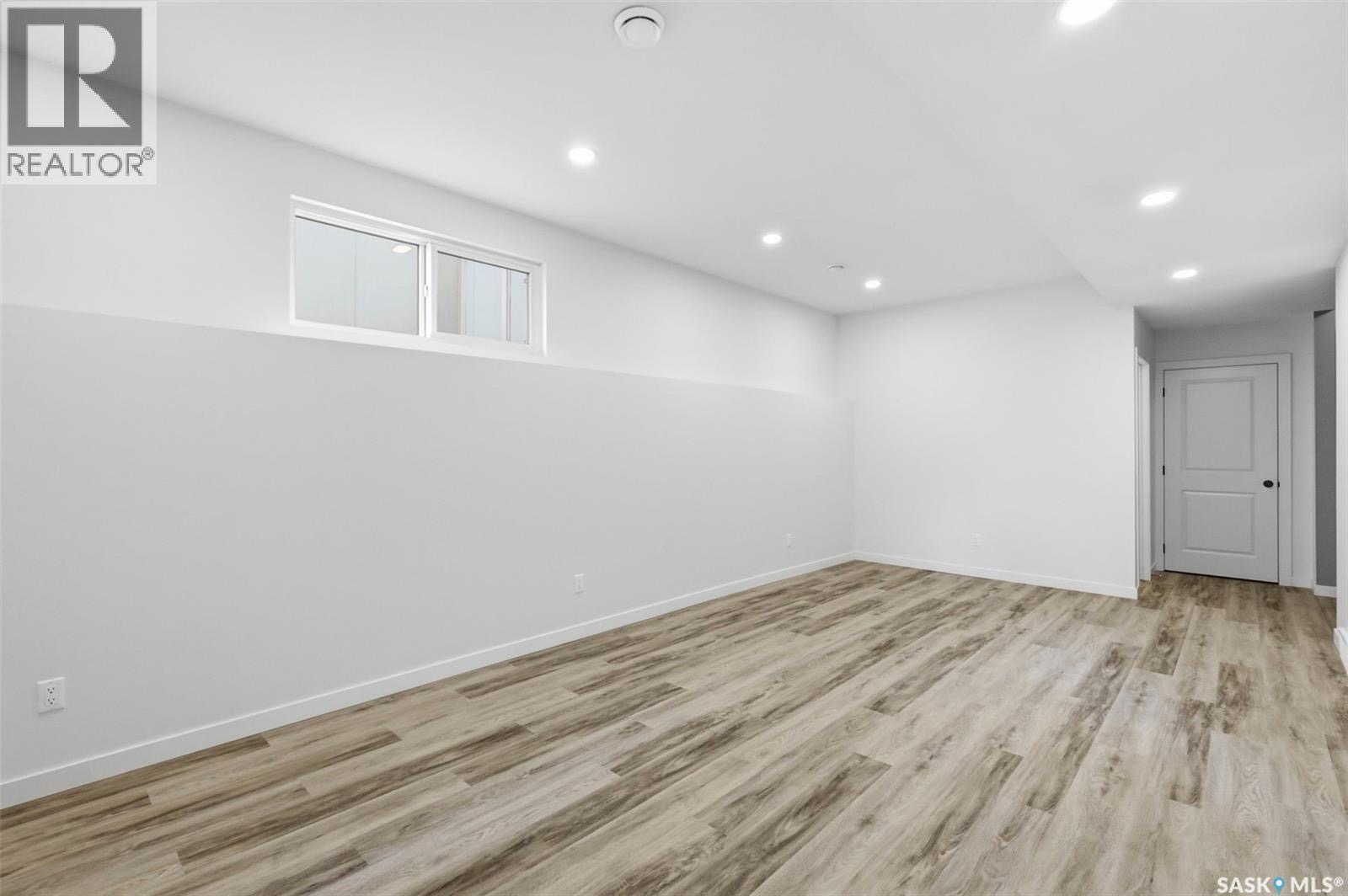 Open House公众开放看房 211 Baltzan Blvd - 15