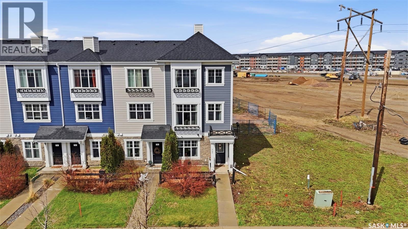 🏡 保养如新4房3卫|737 Meadows Boulevard - 5