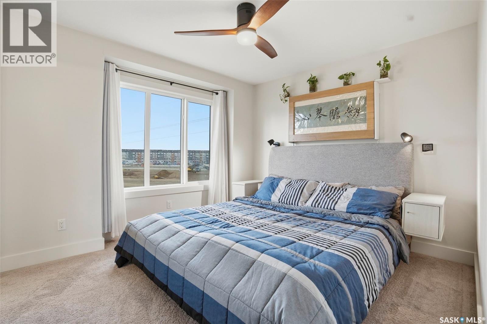 🏡 保养如新4房3卫|737 Meadows Boulevard - 14