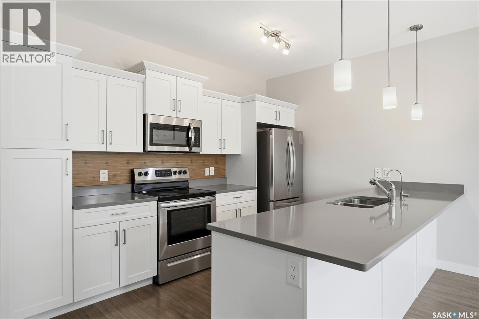 102-315 Dickson Cres 石桥精品联排别墅!T - 8