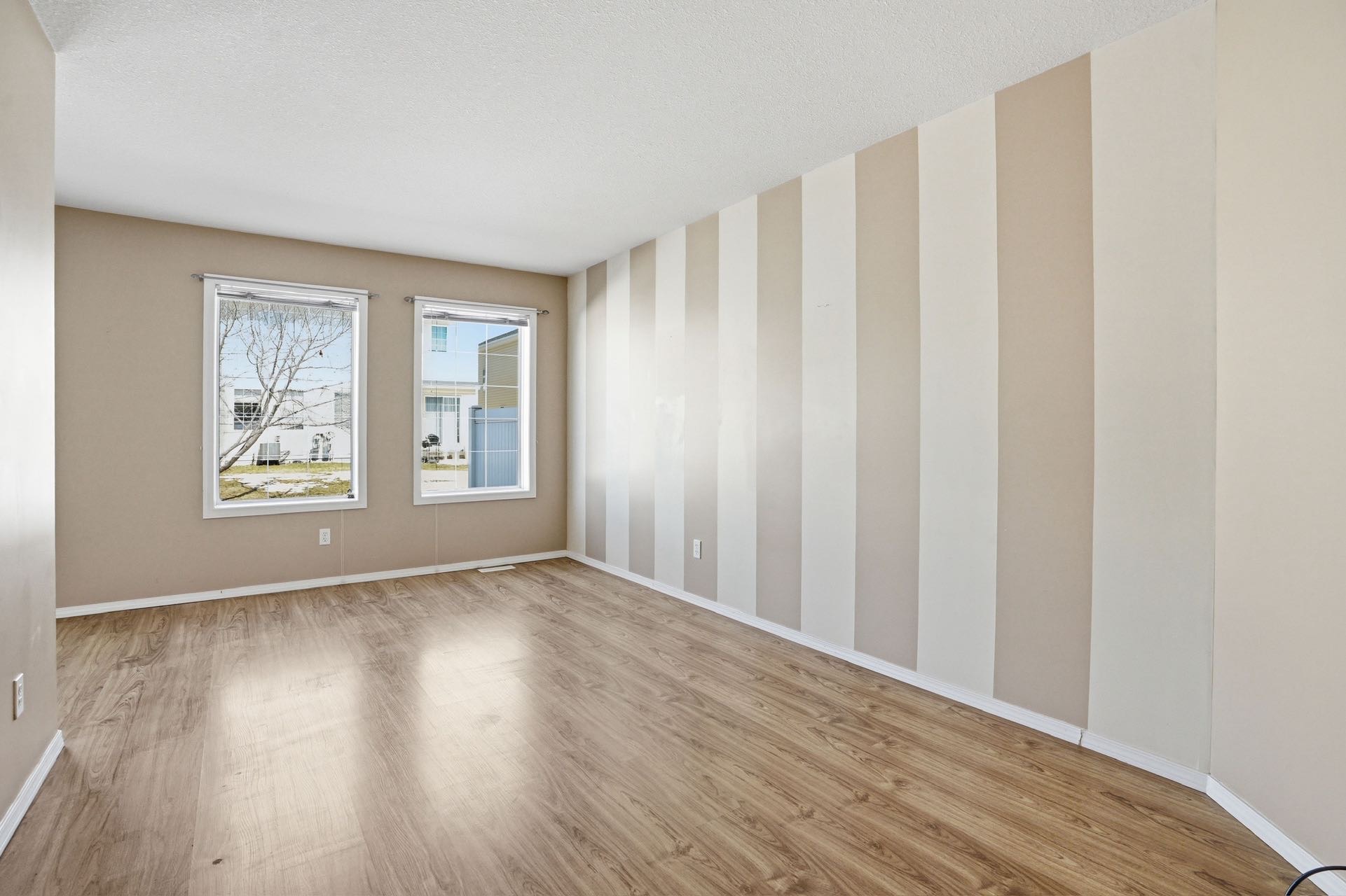 近百年高中联排出售 - 7