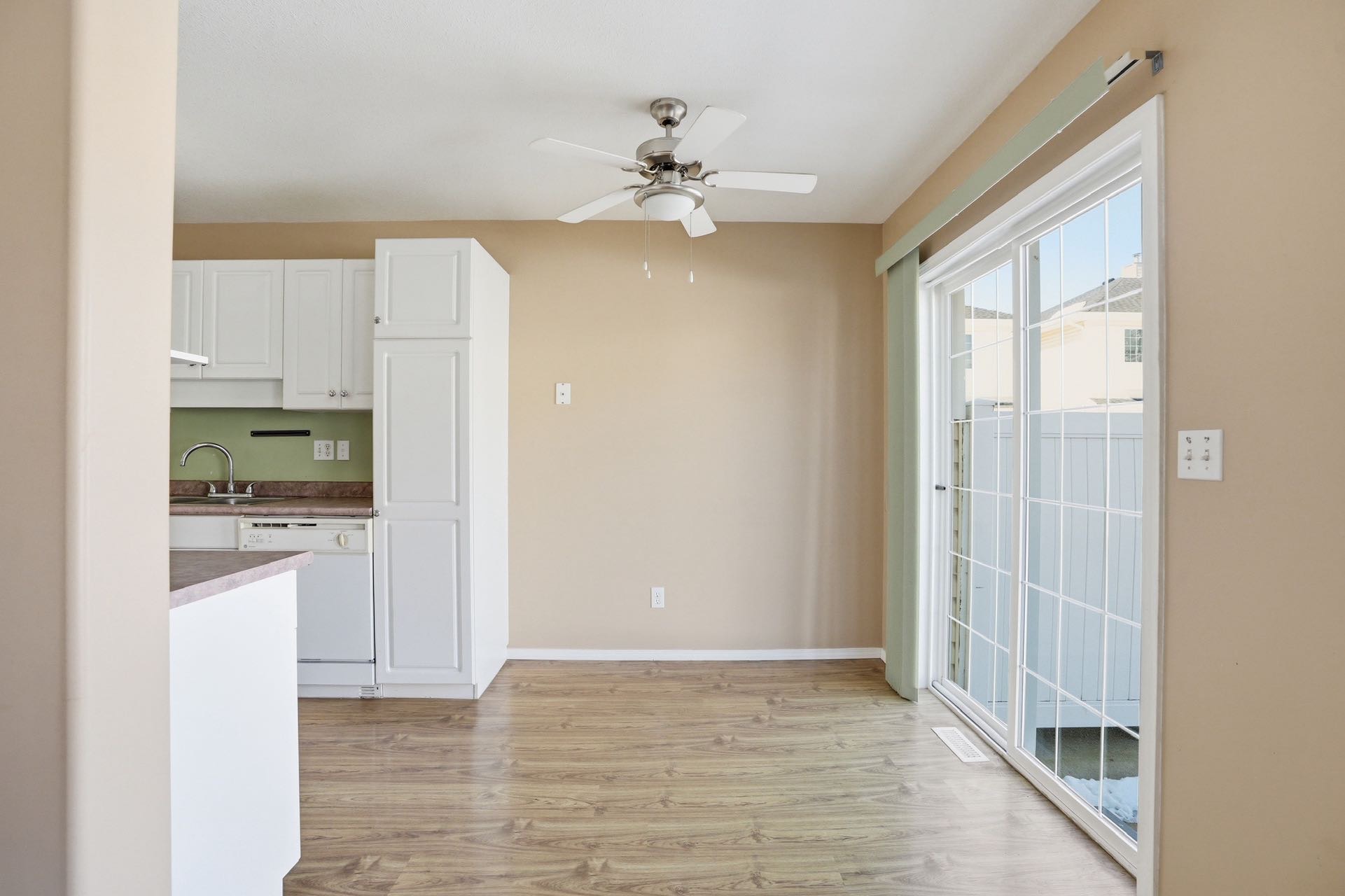 近百年高中联排出售 - 6