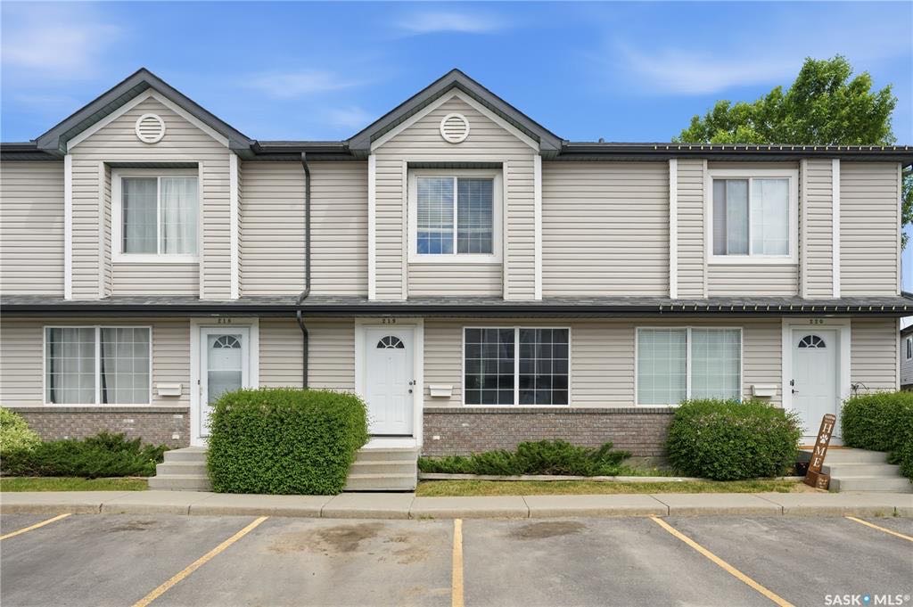 Arbor Creek 联排| #219-670 Kenderdine Rd